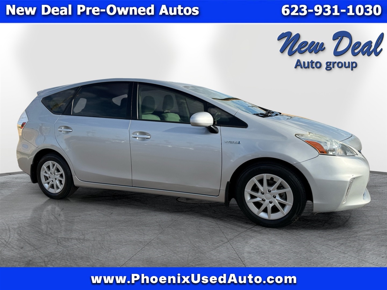 2013 Toyota Prius v Five