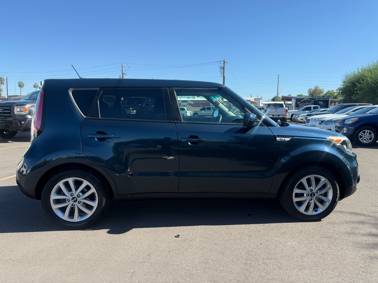 Kia Soul + 2018 Kia Soul + 2018