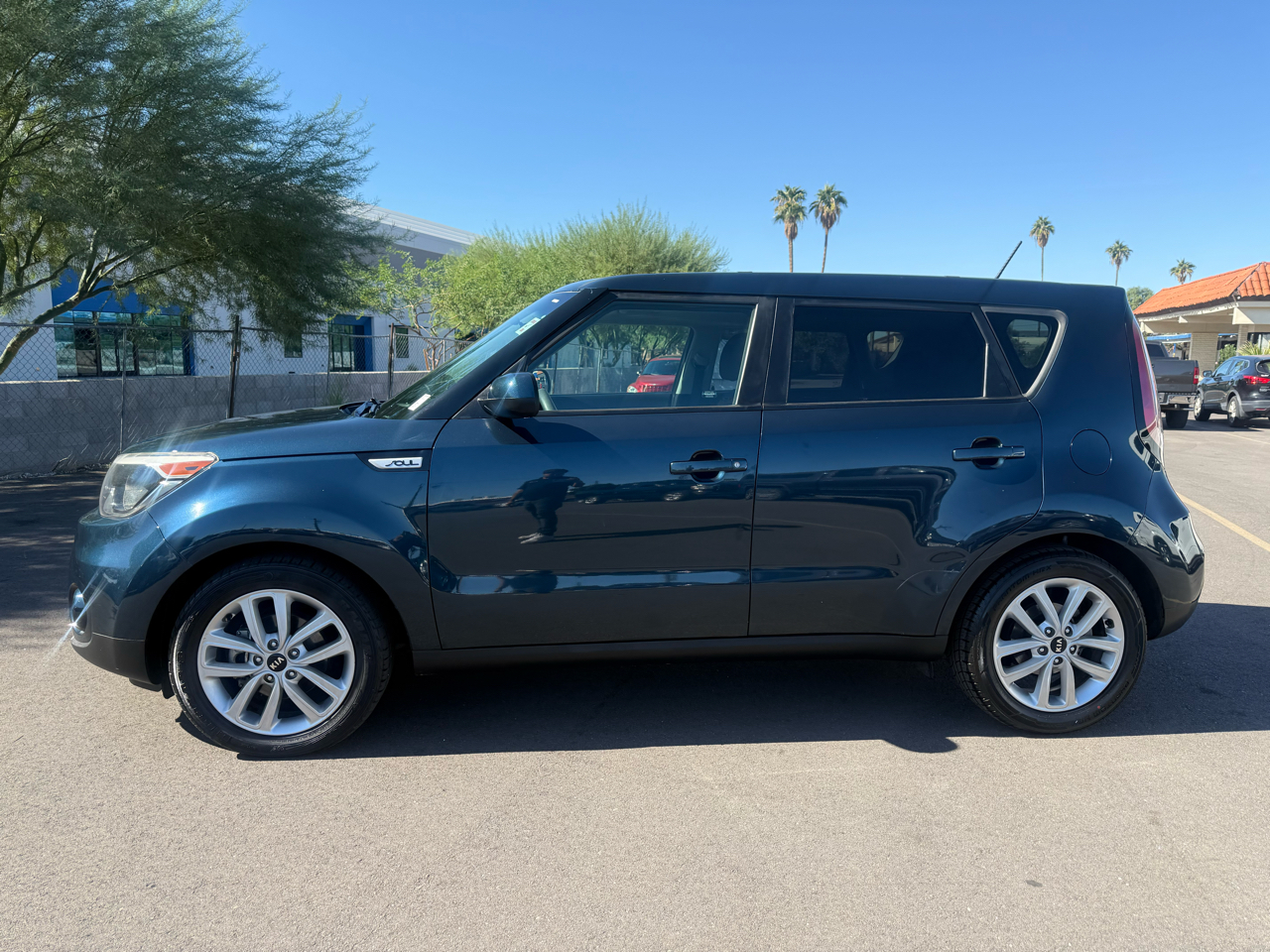 Kia Soul + 2018 Kia Soul + 2018