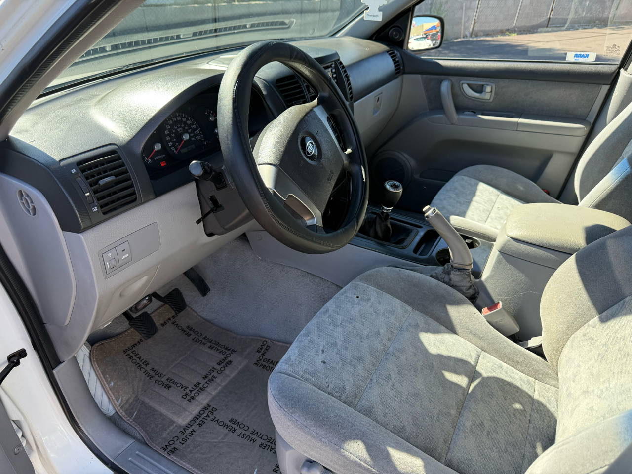 Kia Sorento LX 2WD 2005 Kia Sorento LX 2WD 2005