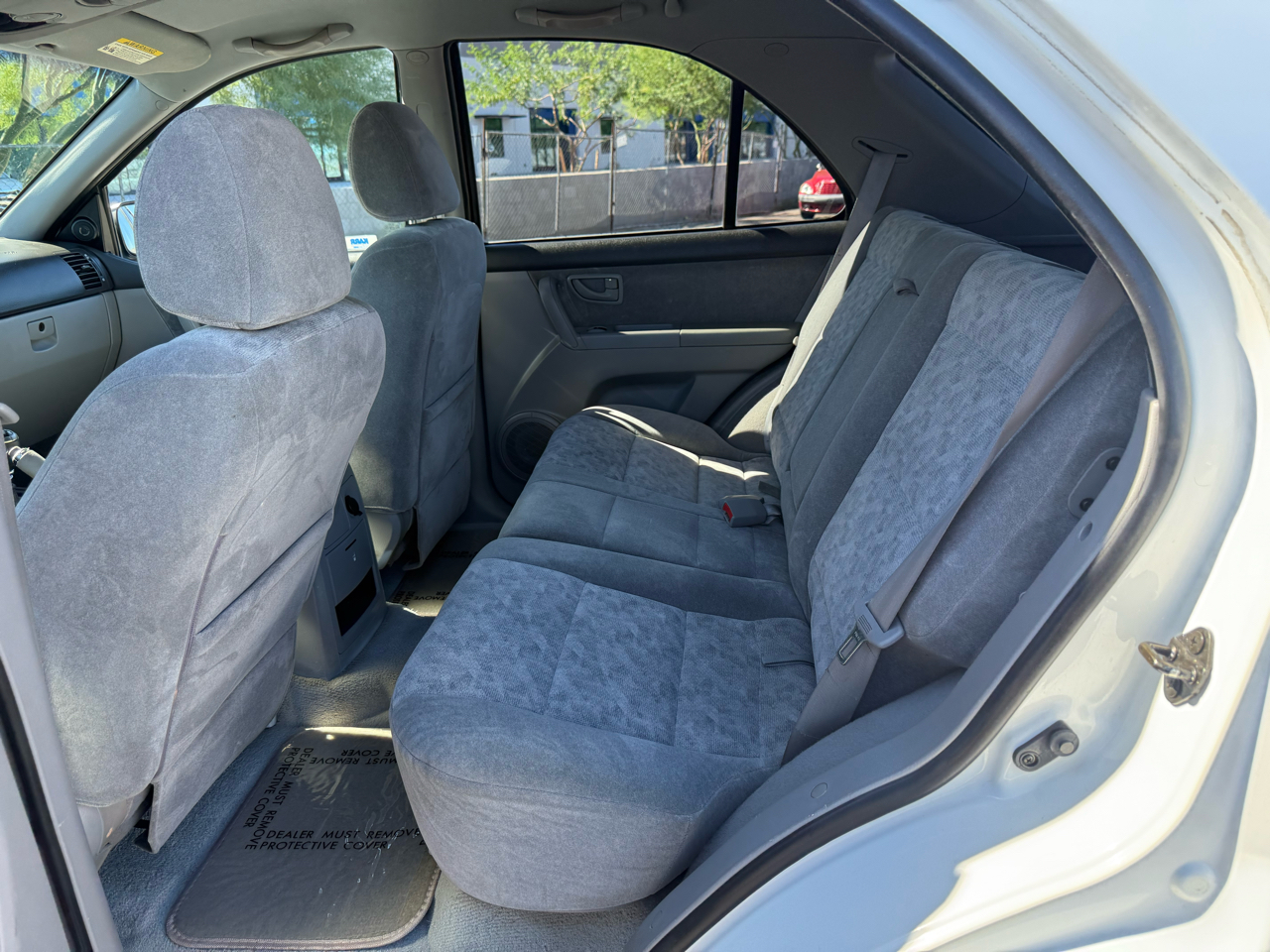 Kia Sorento LX 2WD 2005 Kia Sorento LX 2WD 2005