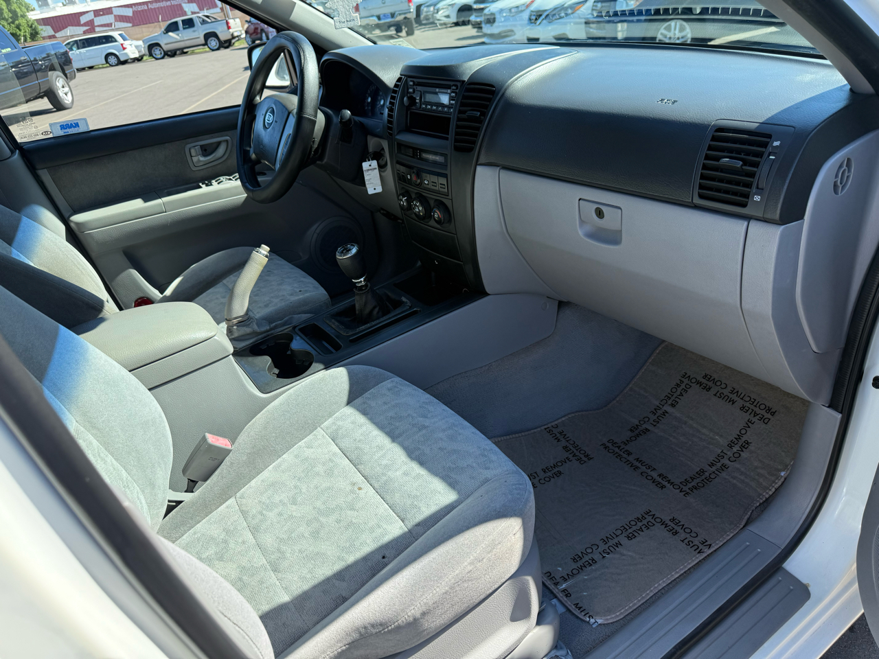 Kia Sorento LX 2WD 2005 Kia Sorento LX 2WD 2005