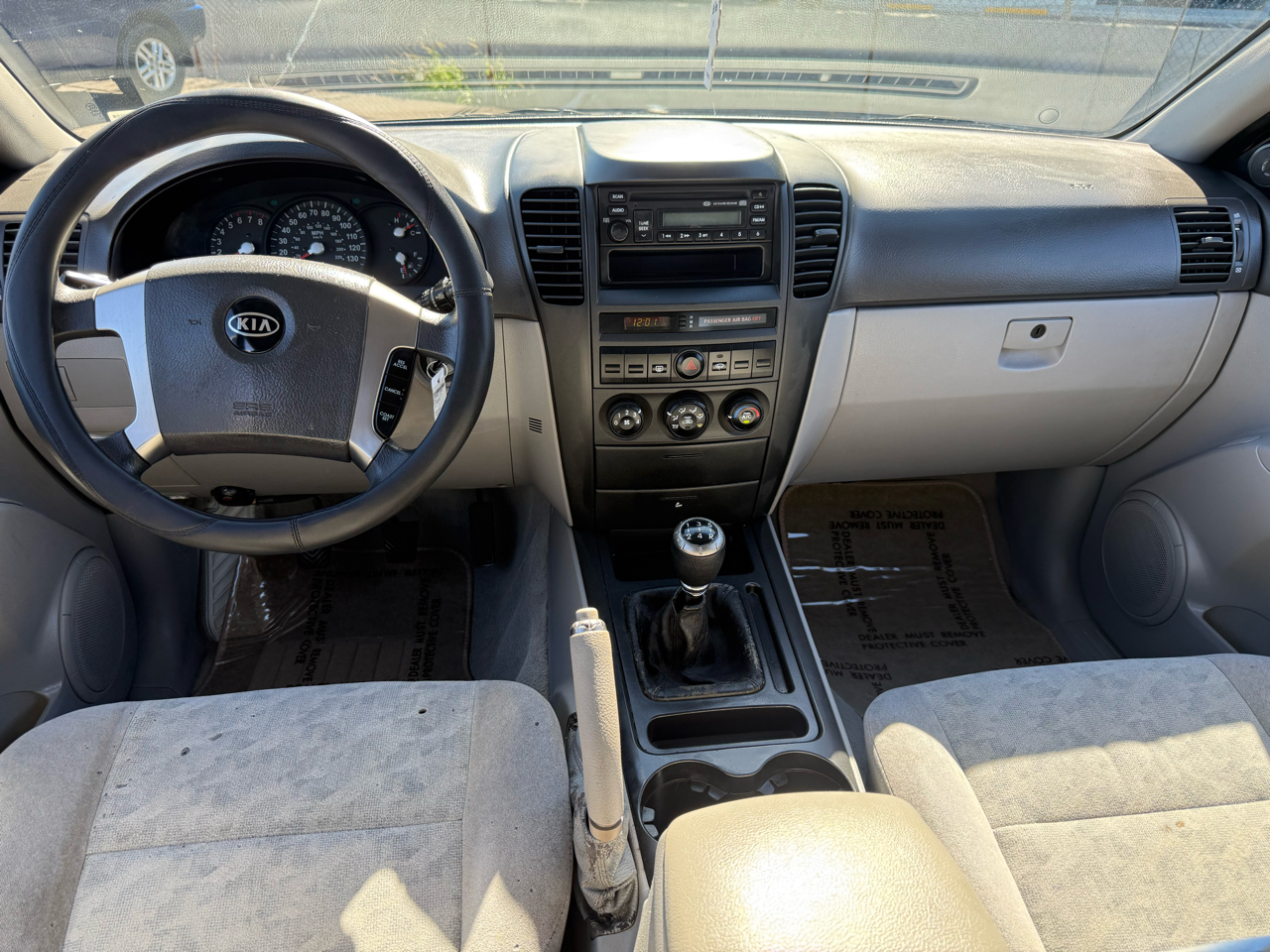 Kia Sorento LX 2WD 2005 Kia Sorento LX 2WD 2005