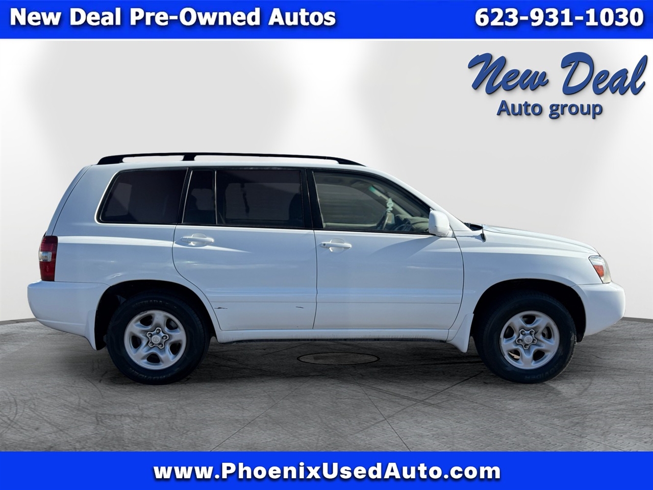 Toyota Highlander 2WD with 3rd-Row Seat 2005 Toyota Highlander 2WD with 3rd-Row Seat 2005