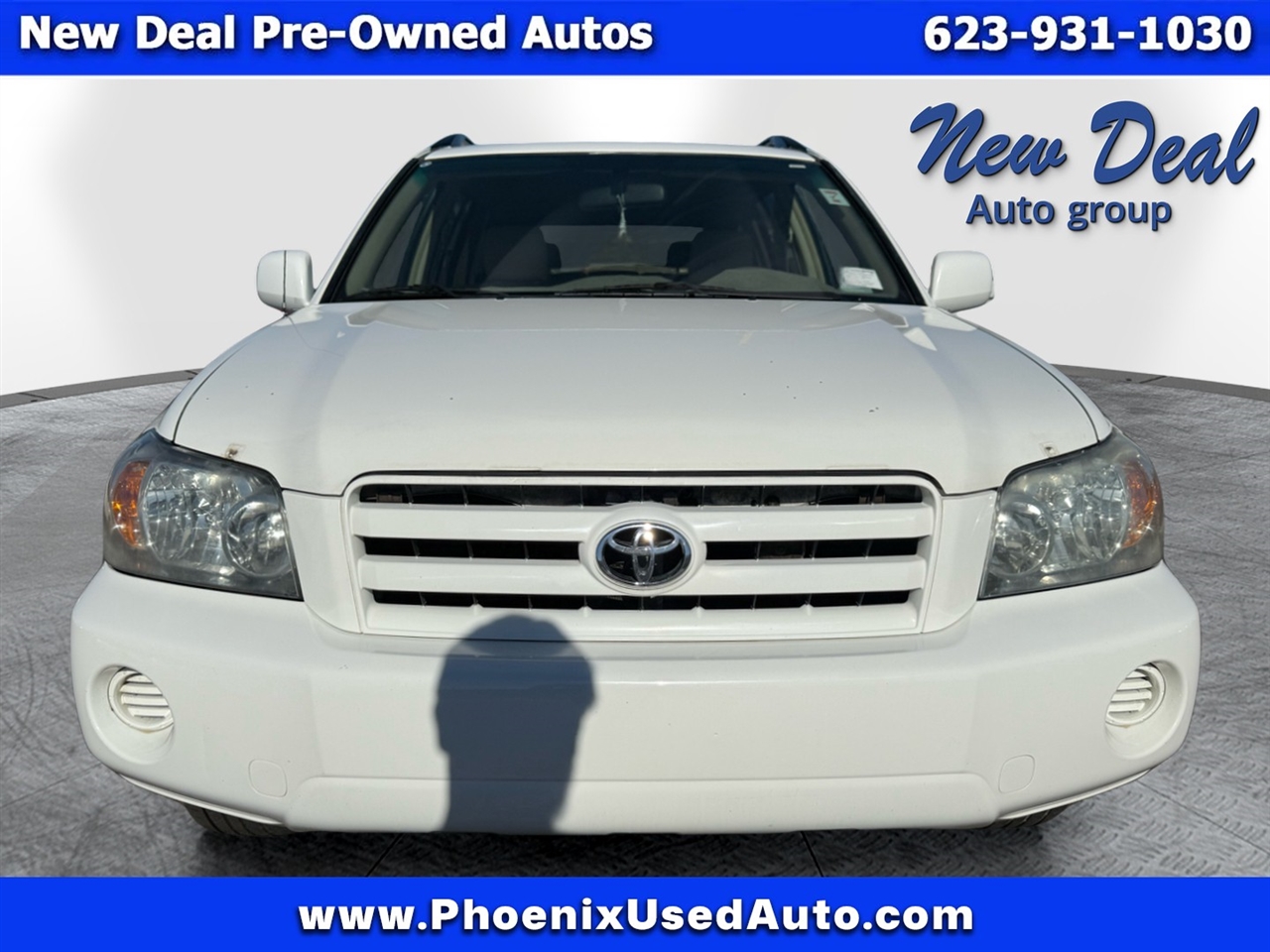 Toyota Highlander 2WD with 3rd-Row Seat 2005 Toyota Highlander 2WD with 3rd-Row Seat 2005