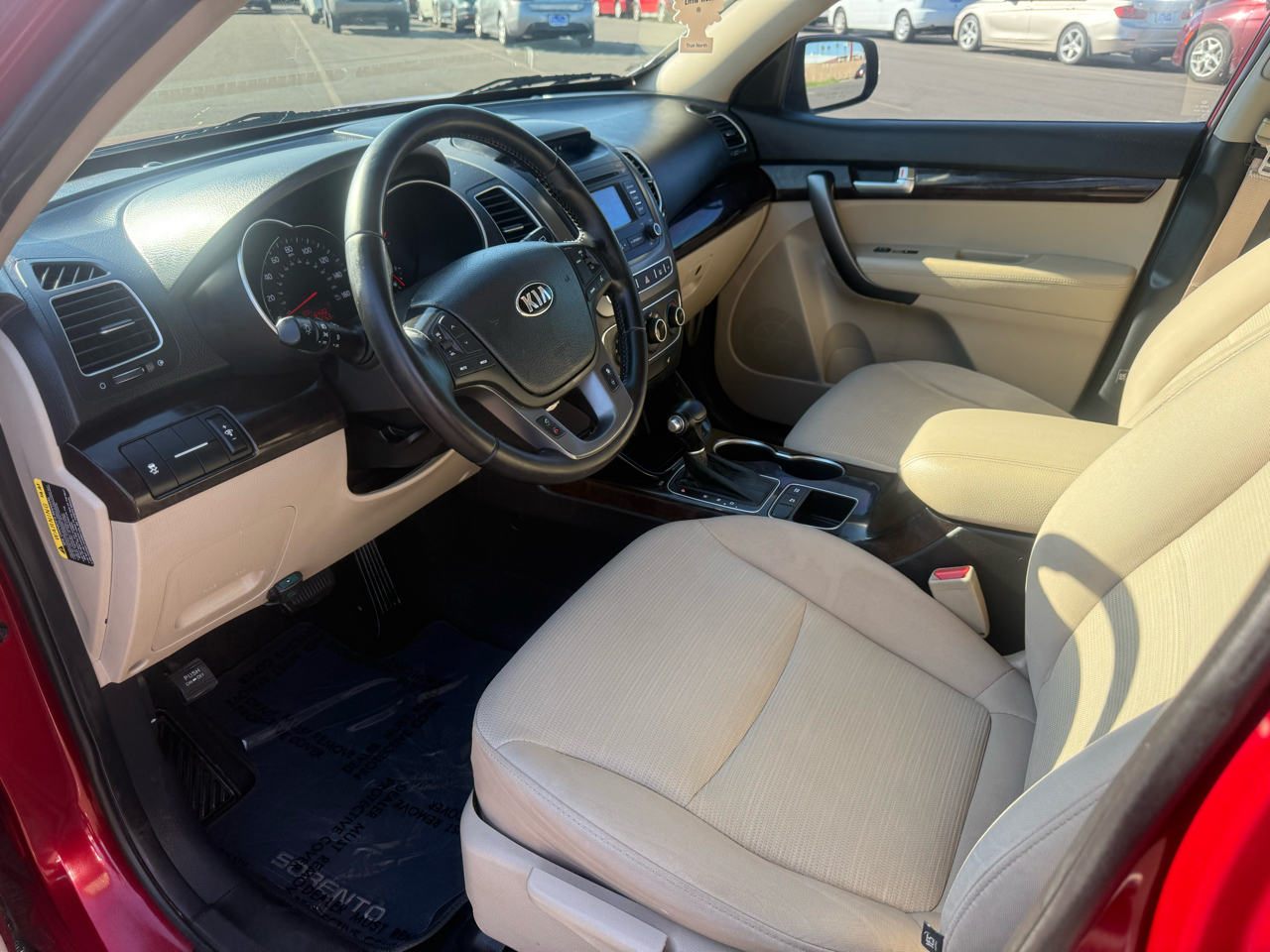 Kia Sorento LX 2WD 2014 Kia Sorento LX 2WD 2014