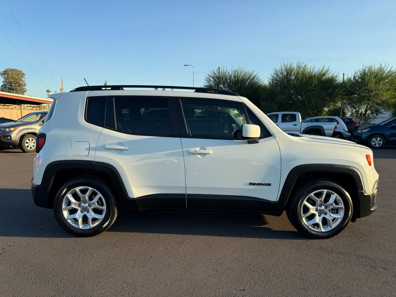 Jeep Renegade Latitude FWD 2017 Jeep Renegade Latitude FWD 2017