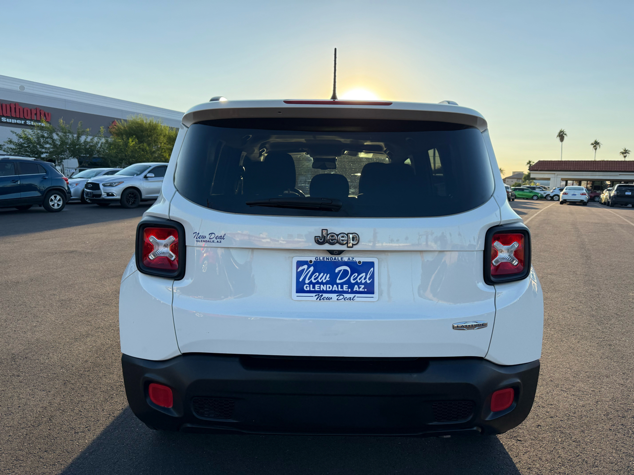 Jeep Renegade Latitude FWD 2017 Jeep Renegade Latitude FWD 2017