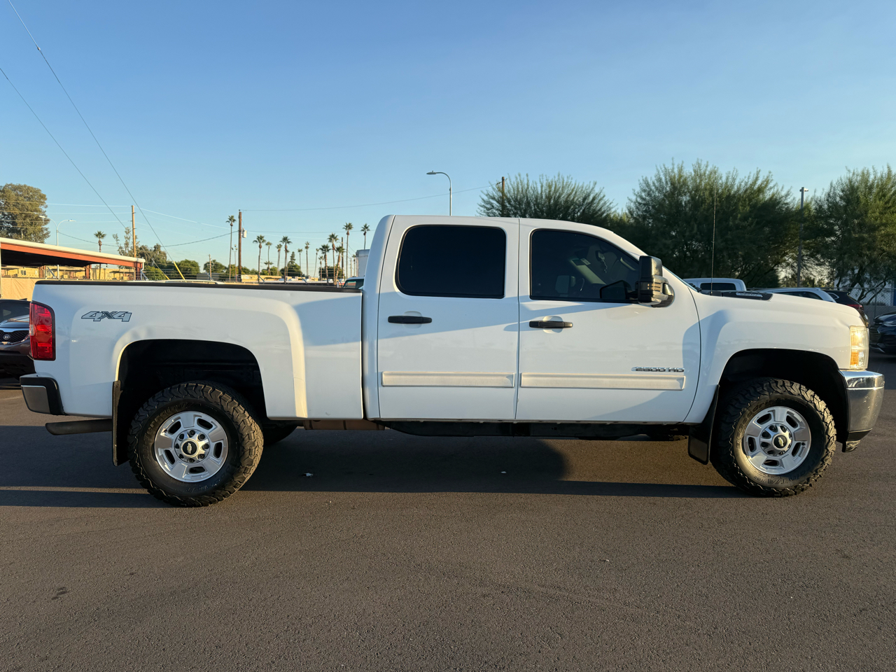 Chevrolet Silverado 2500HD LT Crew Cab 4WD 2013 Chevrolet Silverado 2500HD LT Crew Cab 4WD 2013