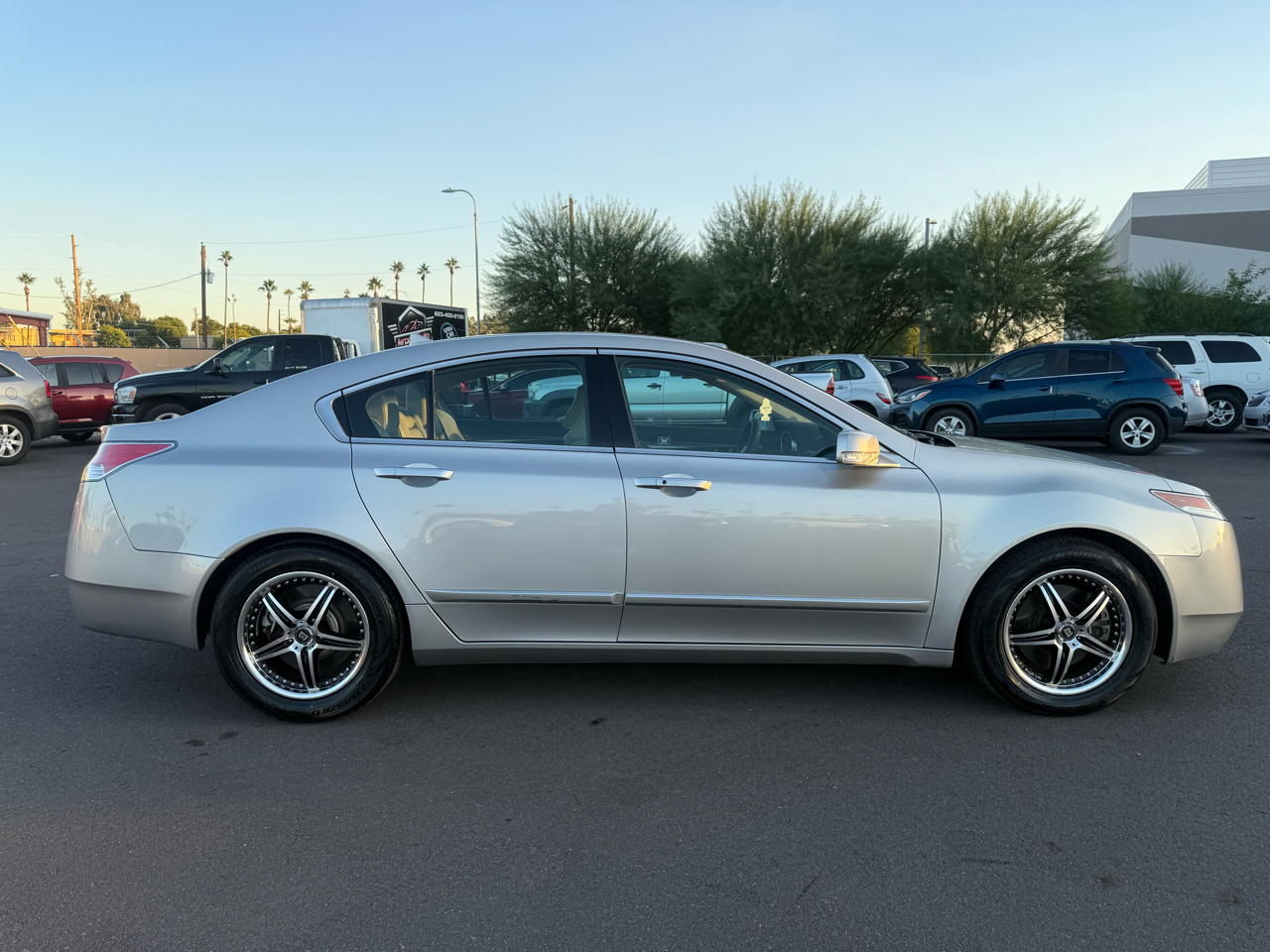 Acura TL 5-Speed AT with Tech Package 2011 Acura TL 5-Speed AT with Tech Package 2011