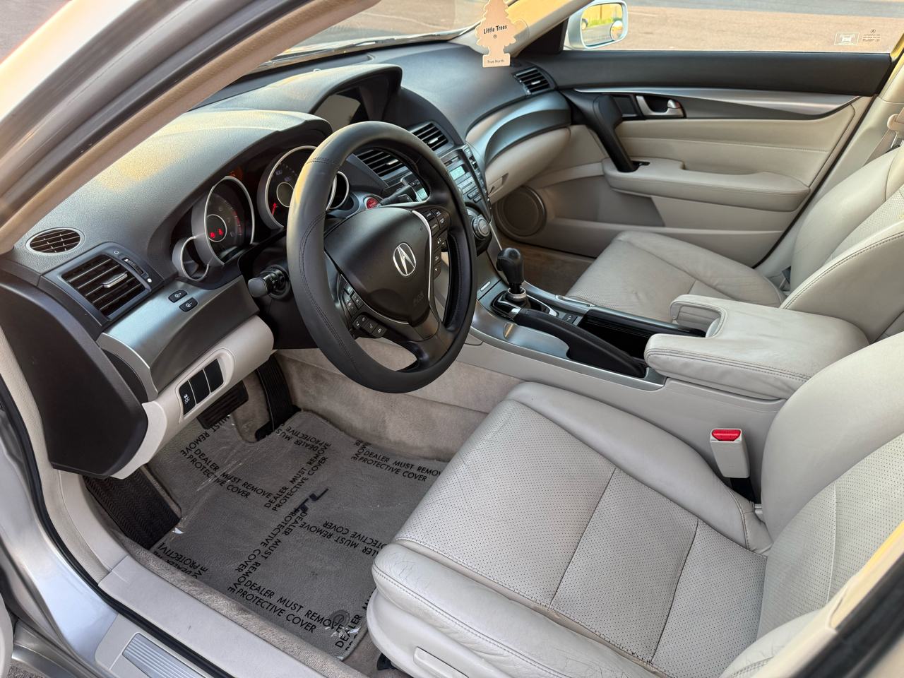 Acura TL 5-Speed AT with Tech Package 2011 Acura TL 5-Speed AT with Tech Package 2011