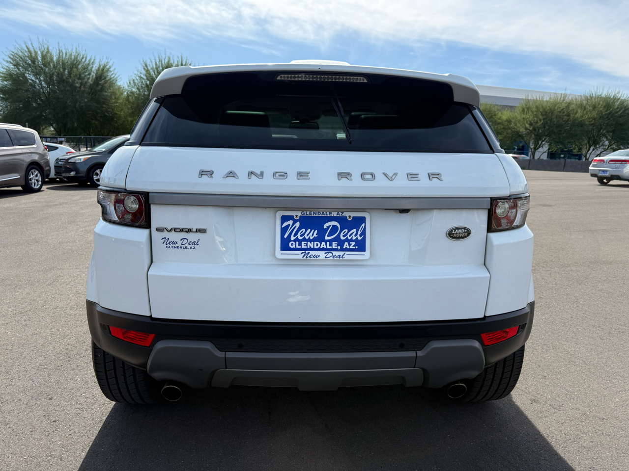 Land Rover Range Rover Evoque Pure Plus 5-Door 2015 Land Rover Range Rover Evoque Pure Plus 5-Door 2015