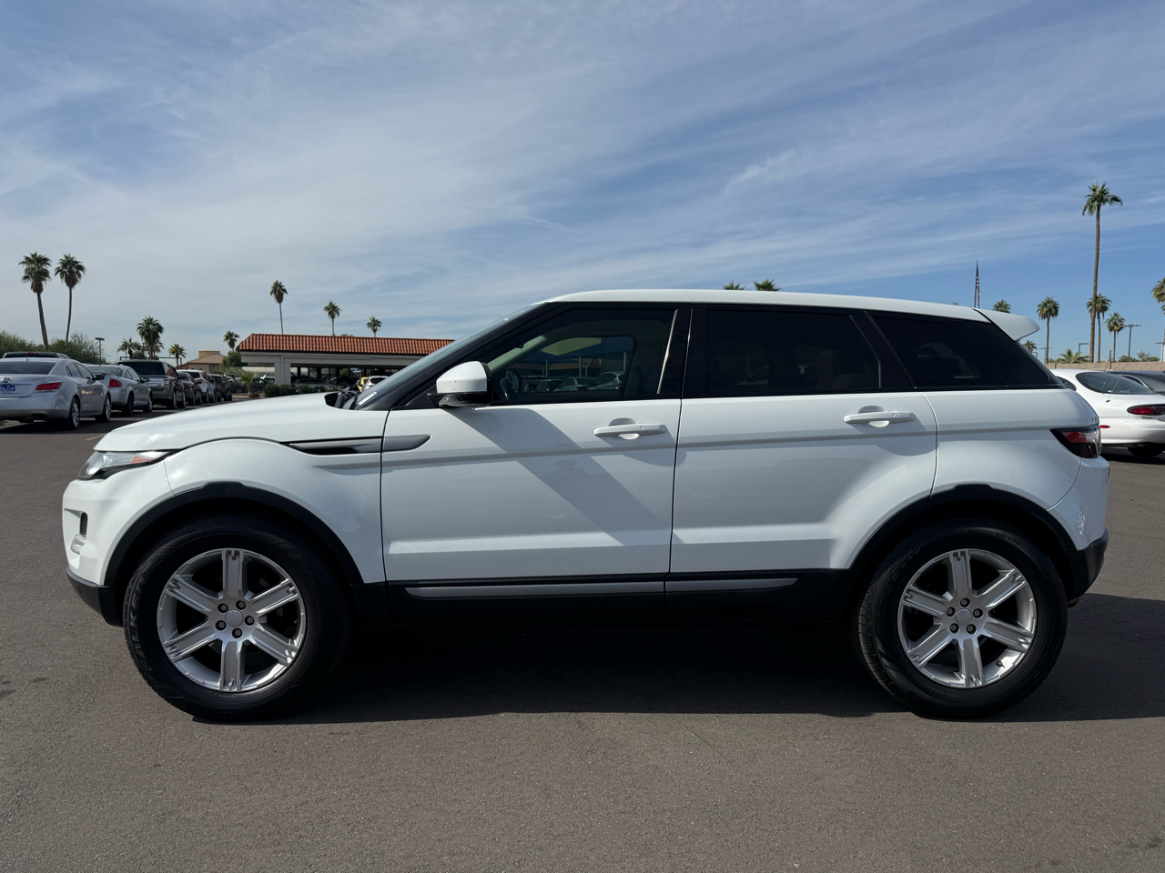 Land Rover Range Rover Evoque Pure Plus 5-Door 2015 Land Rover Range Rover Evoque Pure Plus 5-Door 2015