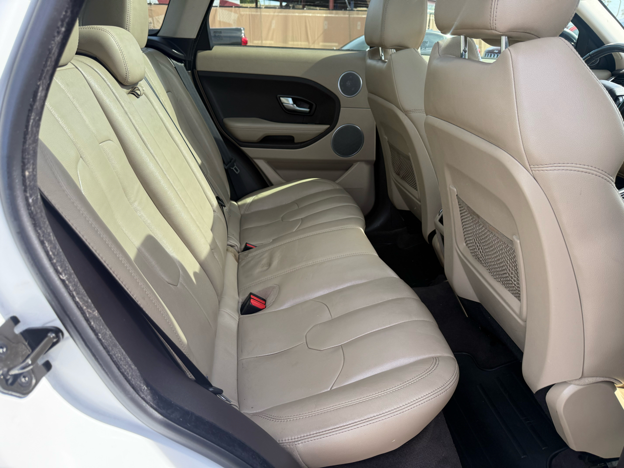 Land Rover Range Rover Evoque Pure Plus 5-Door 2015 Land Rover Range Rover Evoque Pure Plus 5-Door 2015