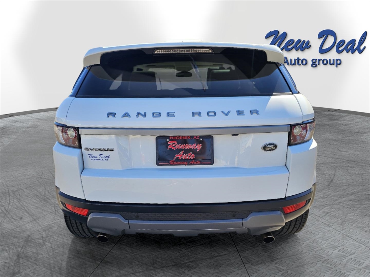 Land Rover Range Rover Evoque Pure Plus 5-Door 2015