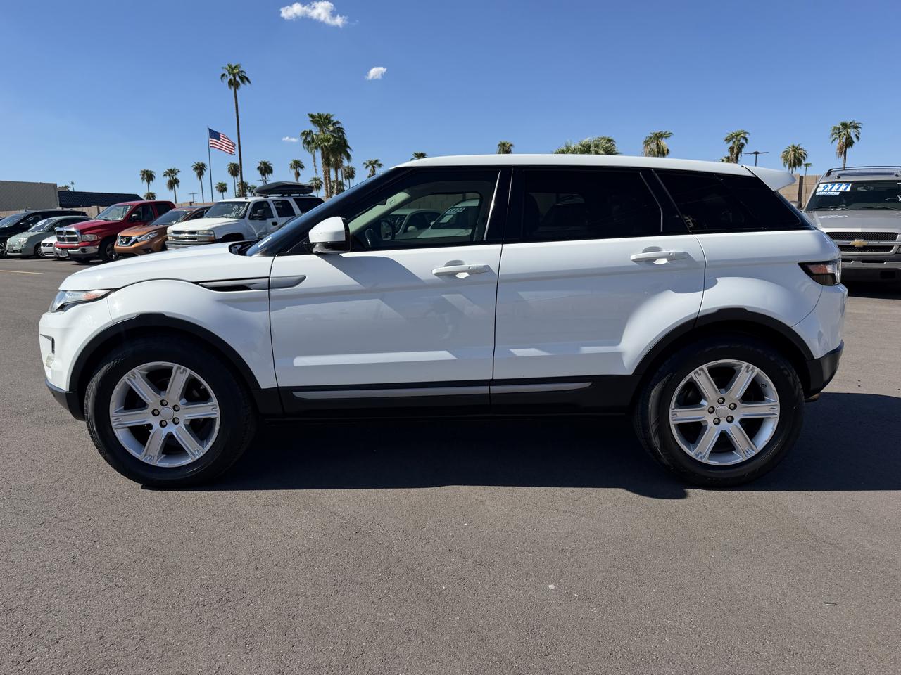 Land Rover Range Rover Evoque Pure Plus 5-Door 2015