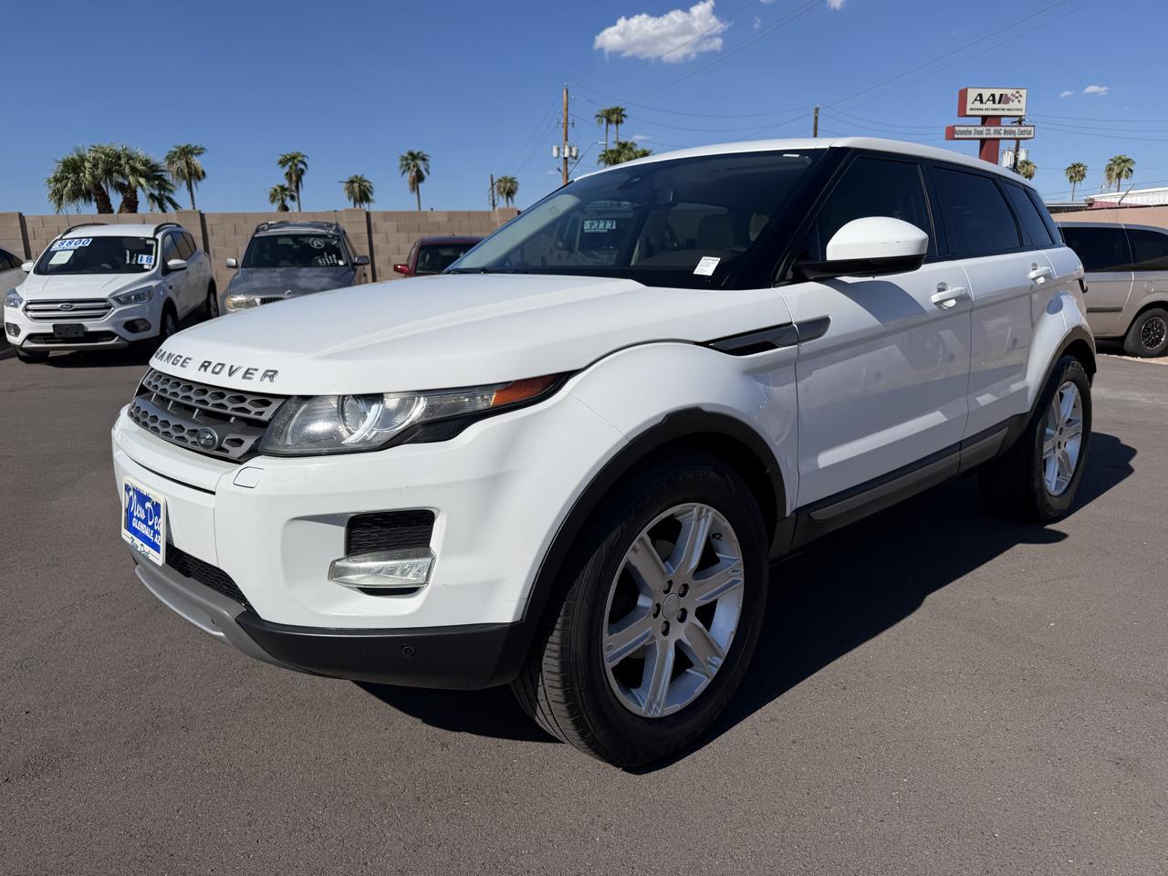 Land Rover Range Rover Evoque Pure Plus 5-Door 2015