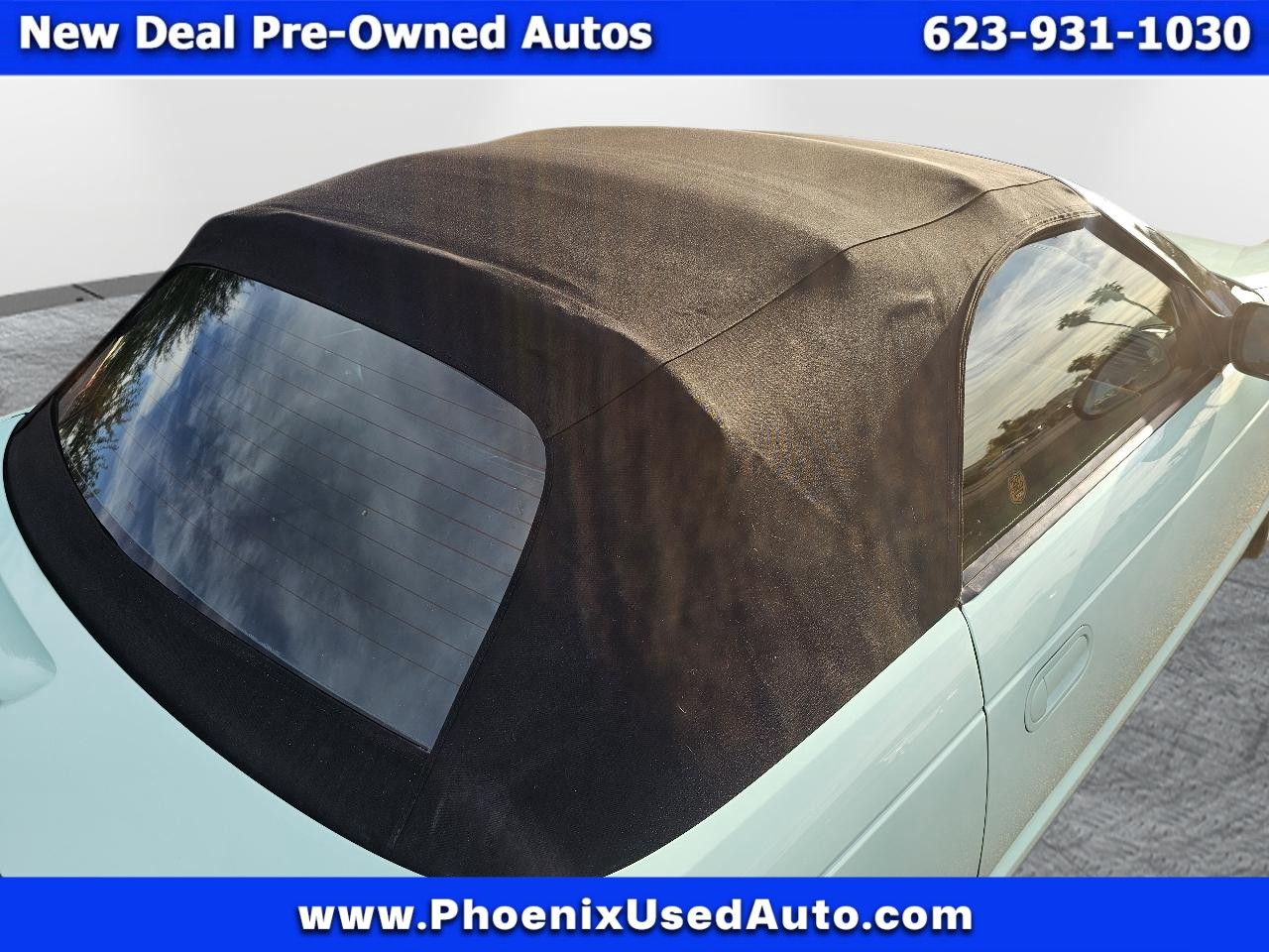 Ford Thunderbird Deluxe 2004