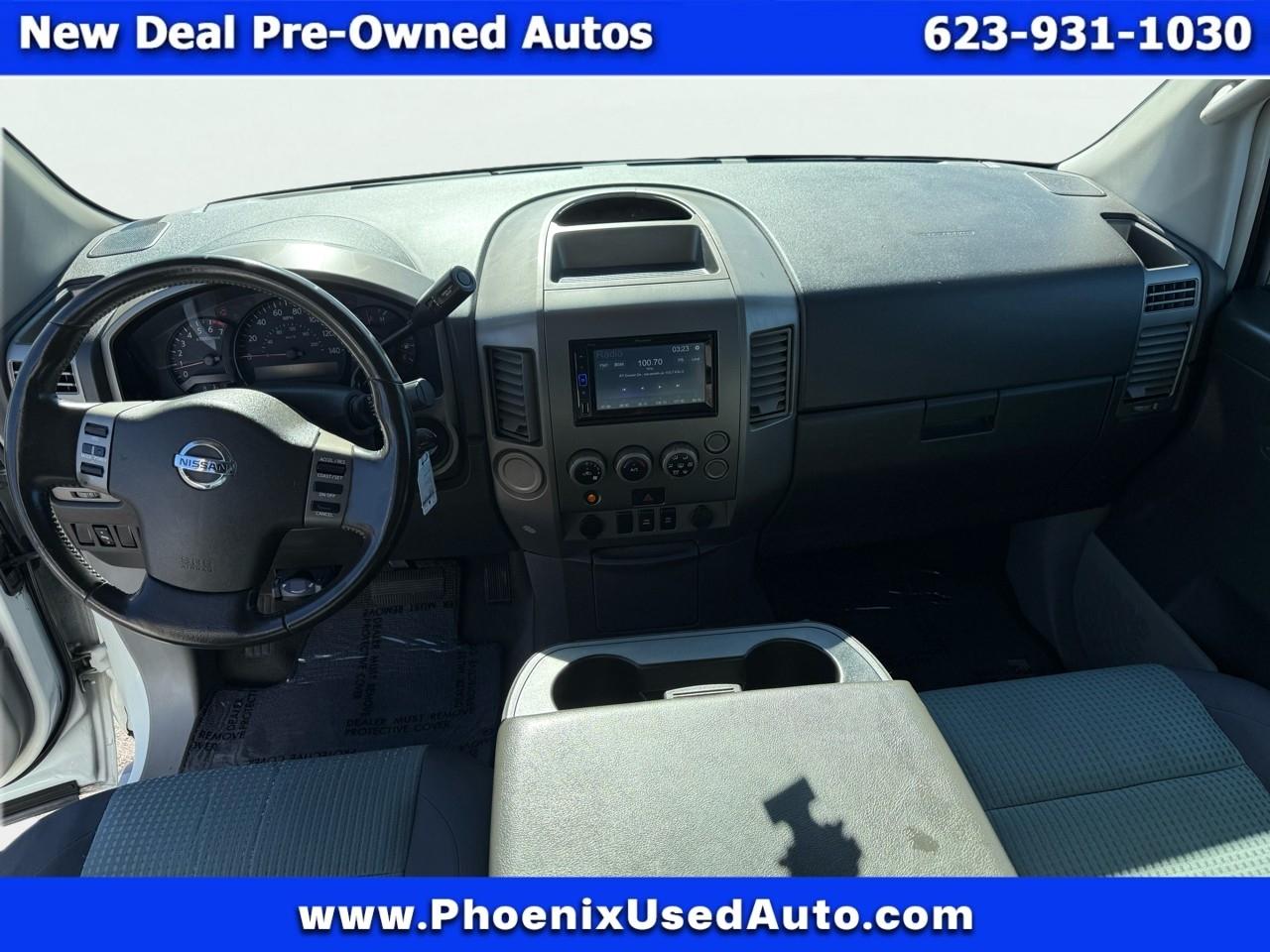 Nissan Titan XE Crew Cab 2WD 2004