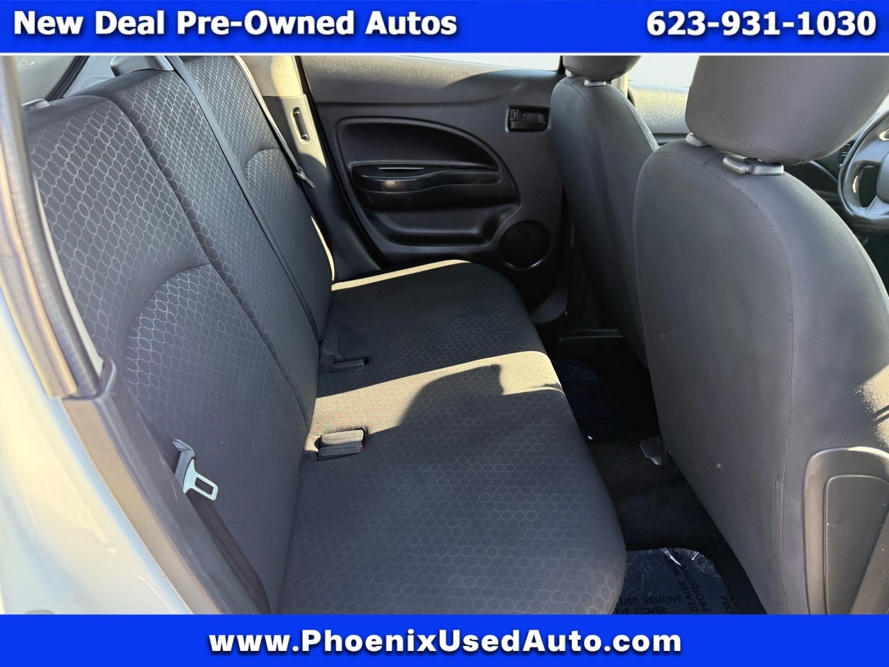 Mitsubishi Mirage ES 2015