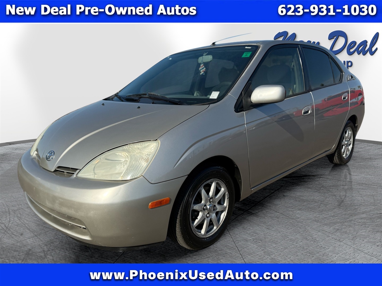 Toyota Prius 4-Door Sedan 2003