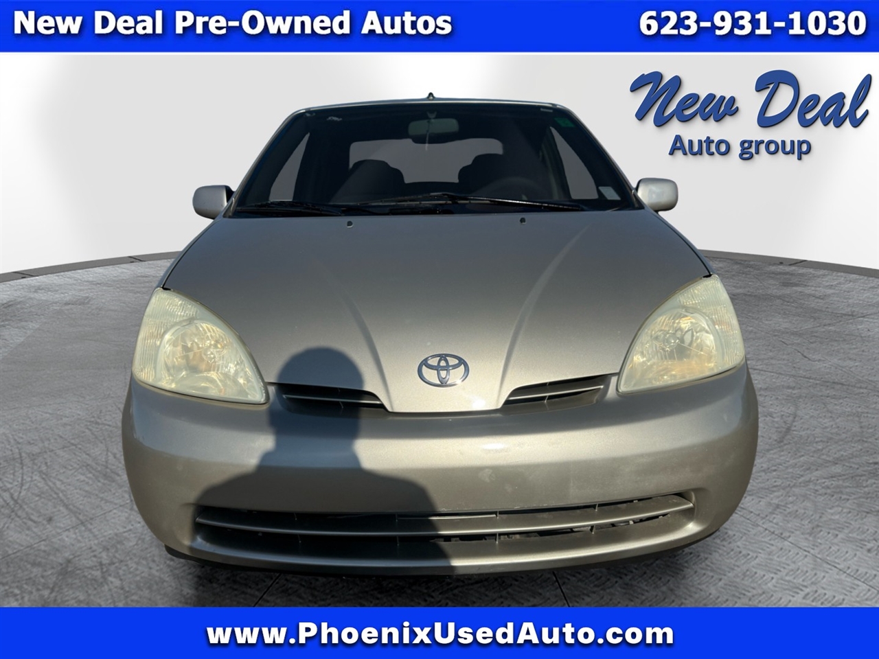 Toyota Prius 4-Door Sedan 2003