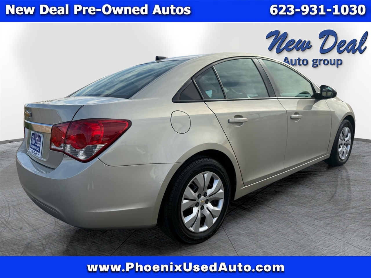 2014 Chevrolet Cruze LS photo 3