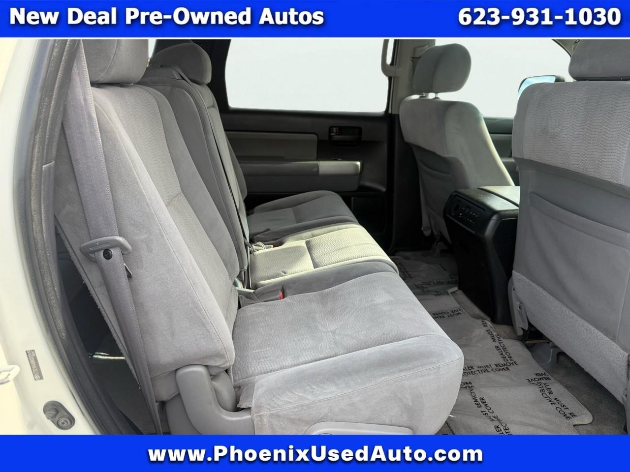 Toyota Sequoia SR5 5.7L 2WD 2008