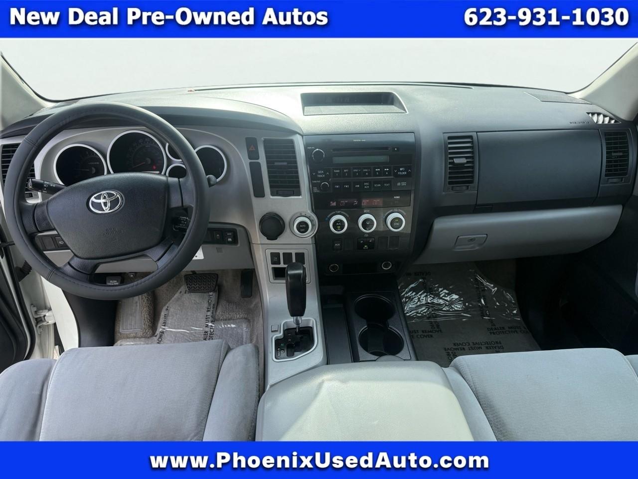 Toyota Sequoia SR5 5.7L 2WD 2008