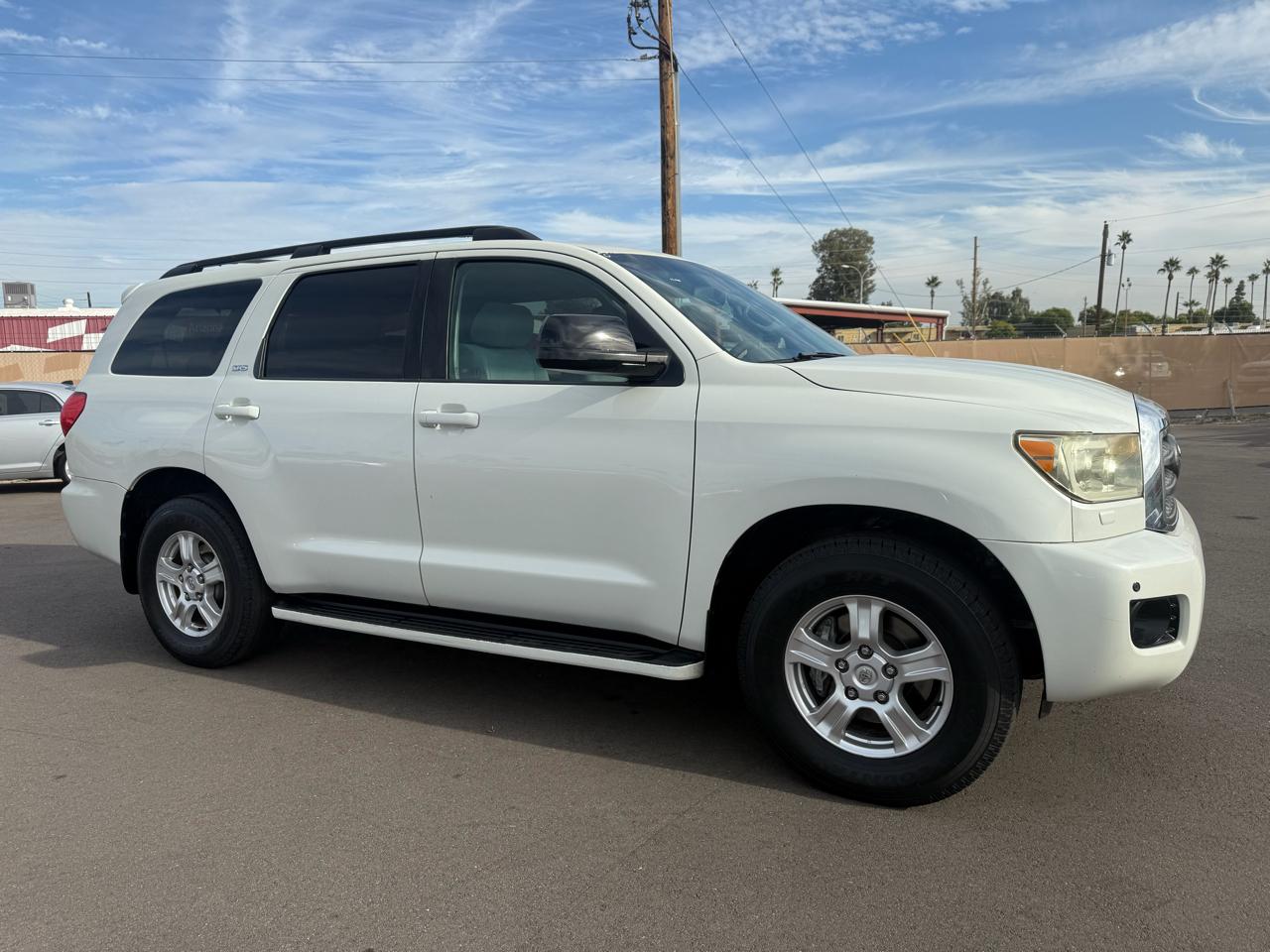 Toyota Sequoia SR5 5.7L 2WD 2008