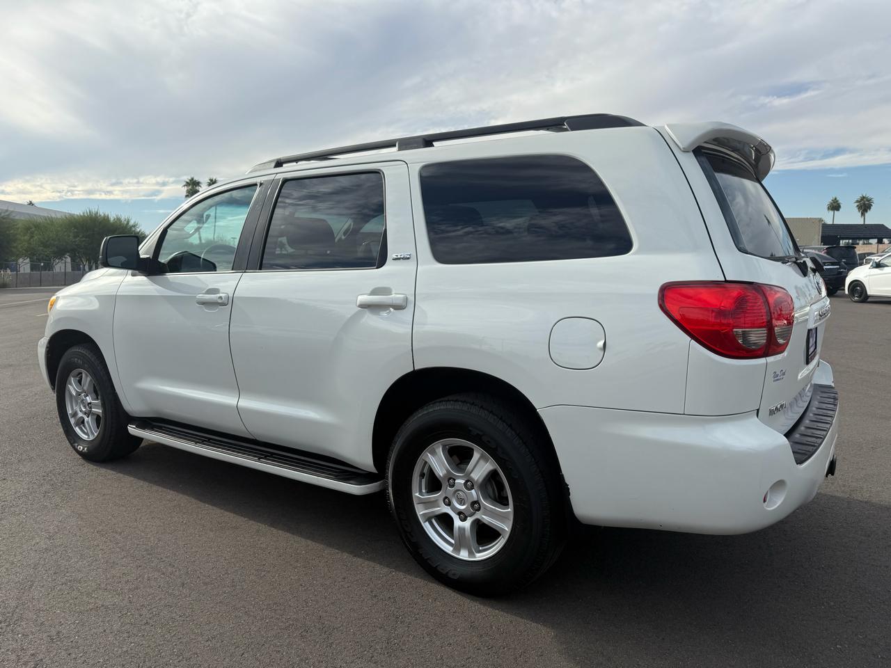 Toyota Sequoia SR5 5.7L 2WD 2008