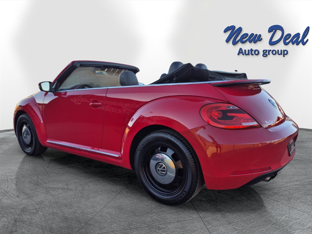 Volkswagen Beetle 1.8T PZEV Convertible 2015