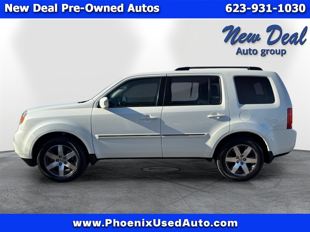 Honda Pilot Touring 2WD 5-Spd AT with DVD 2012