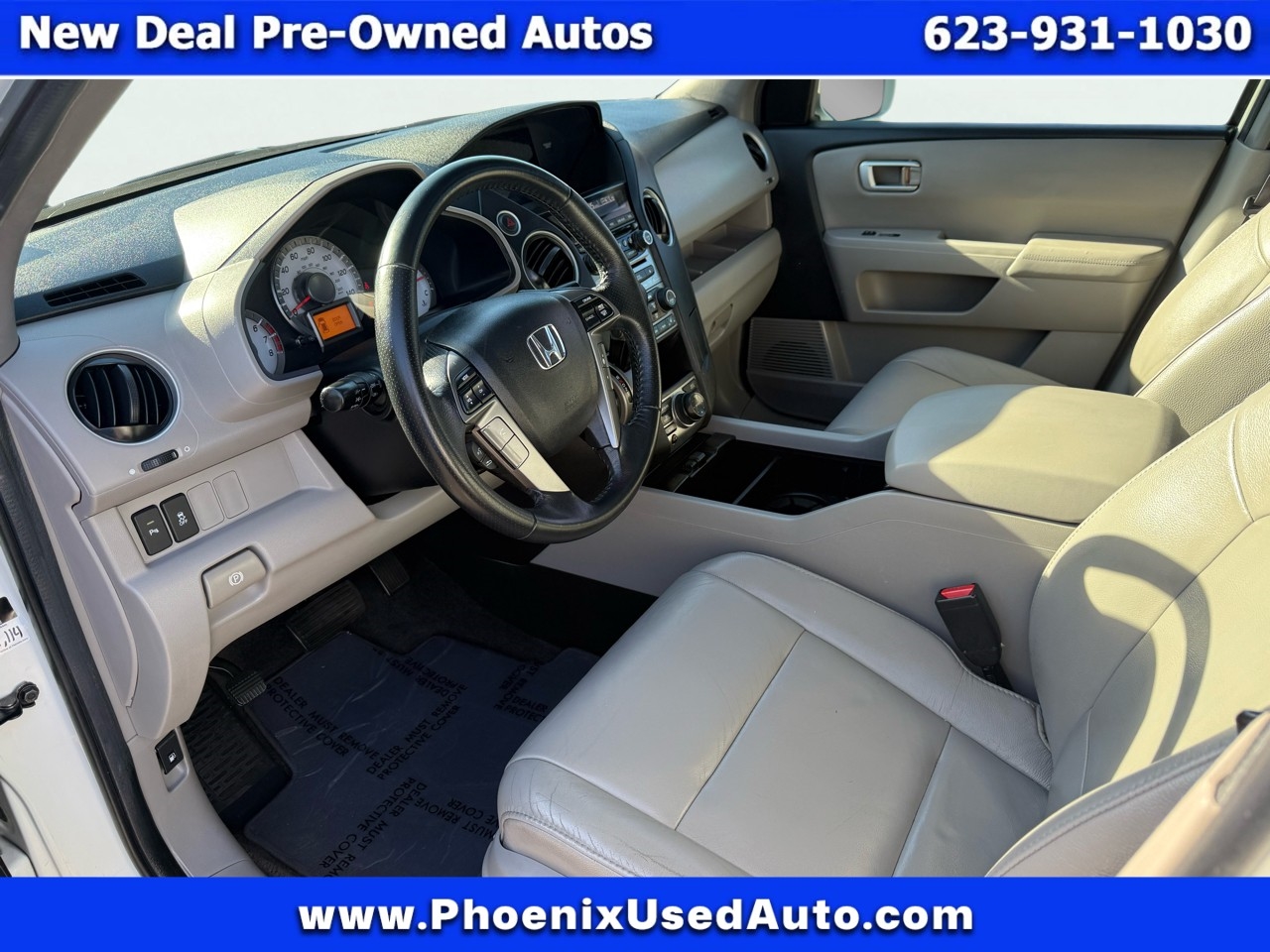 Honda Pilot Touring 2WD 5-Spd AT with DVD 2012