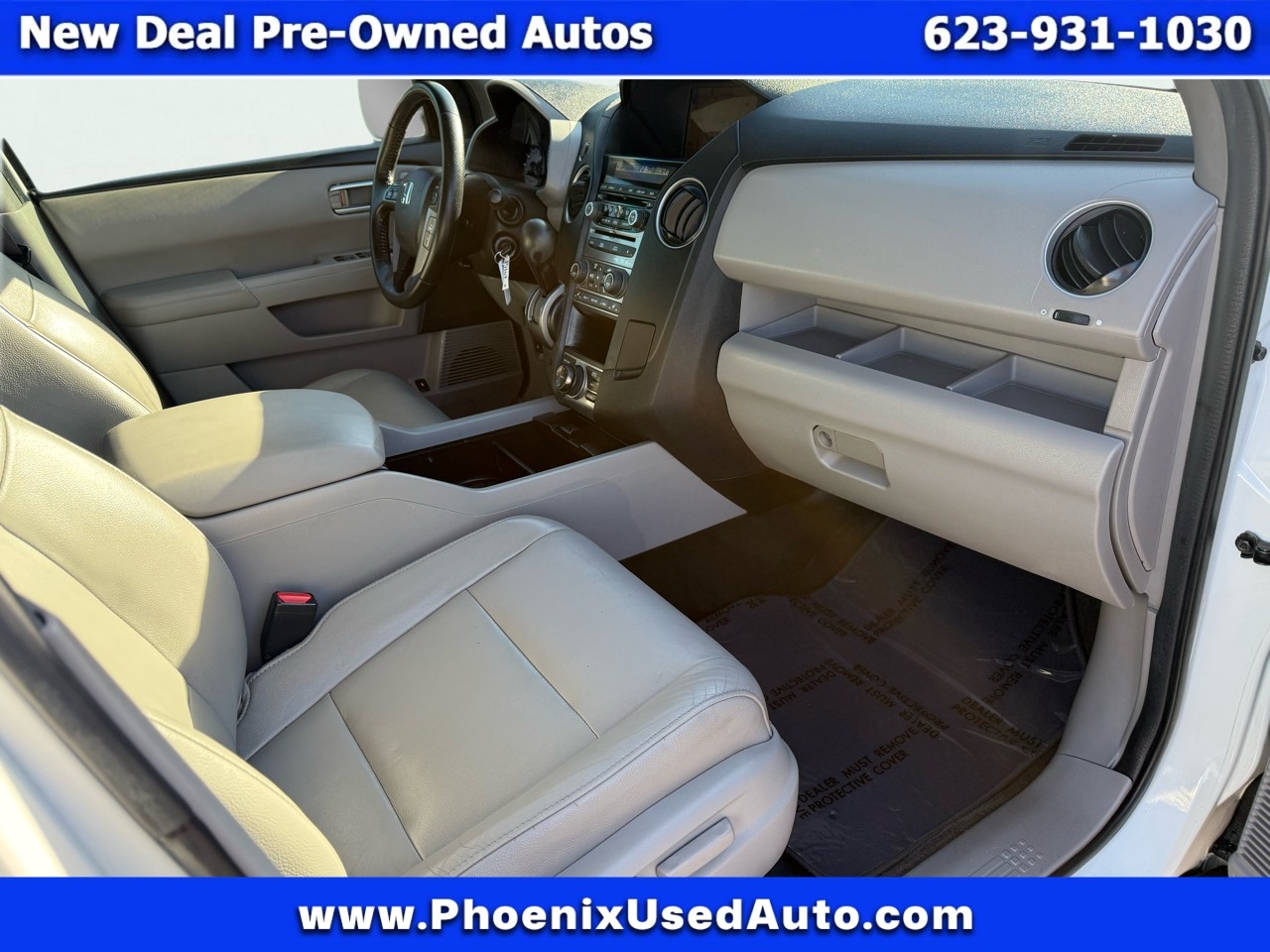 Honda Pilot Touring 2WD 5-Spd AT with DVD 2012