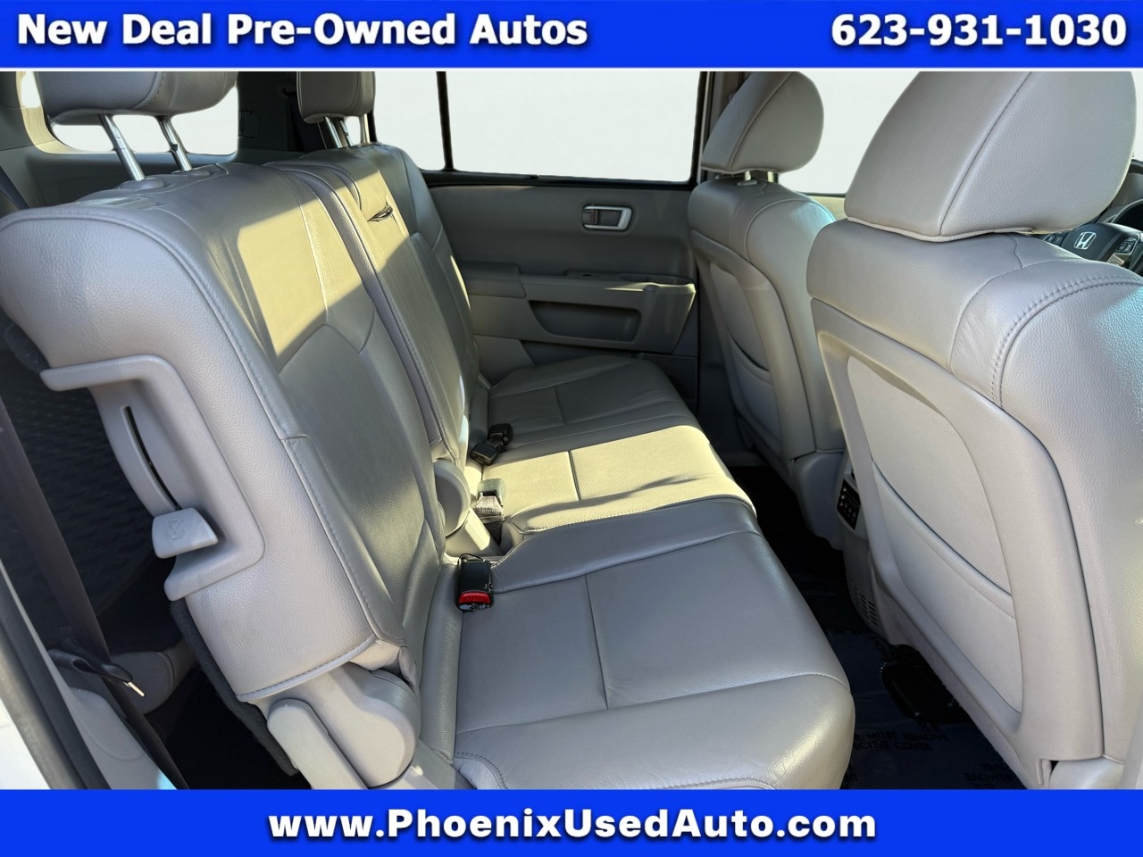 Honda Pilot Touring 2WD 5-Spd AT with DVD 2012