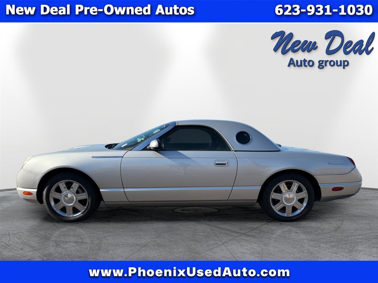 Ford Thunderbird Deluxe 2005