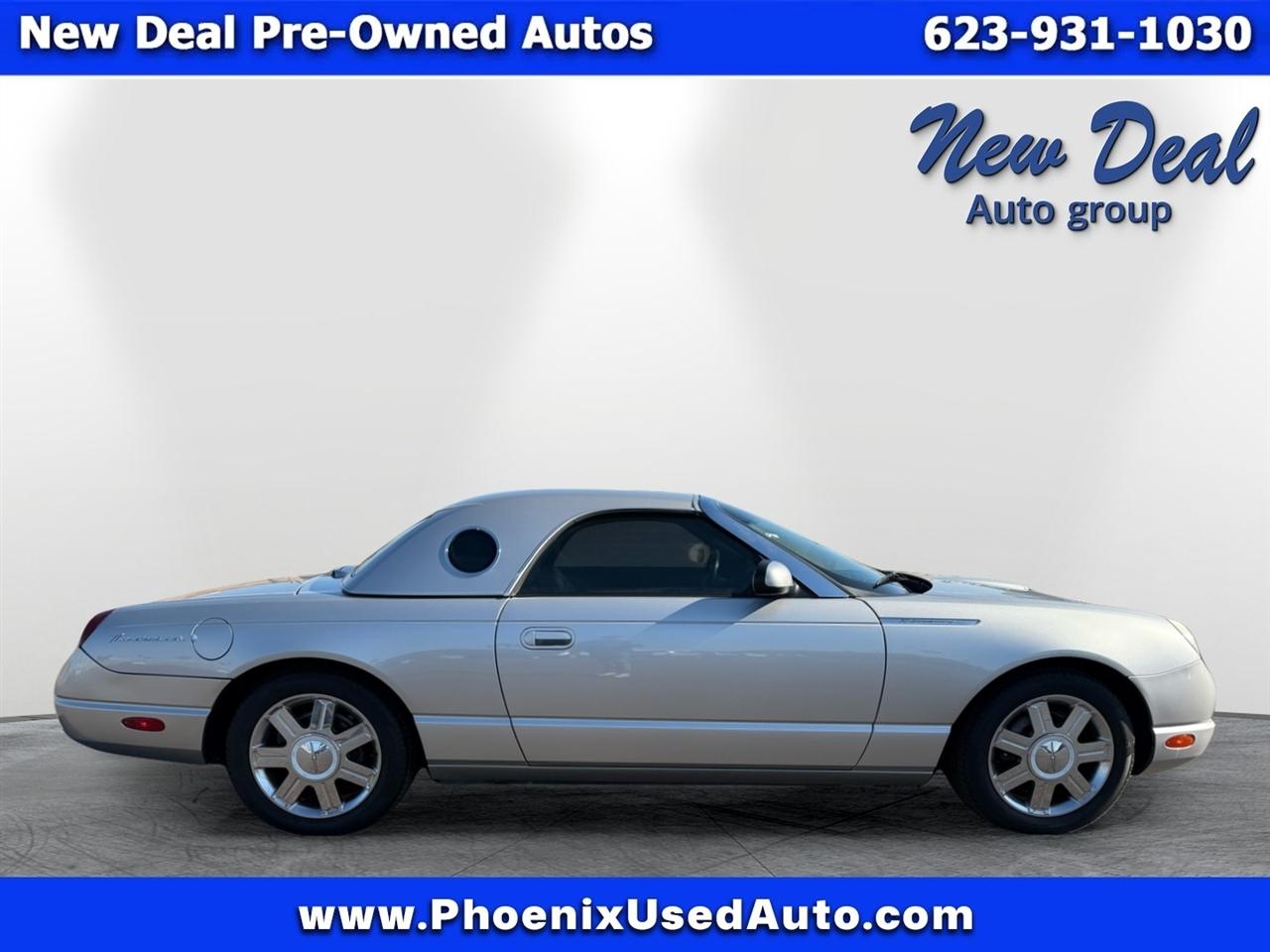 Ford Thunderbird Deluxe 2005