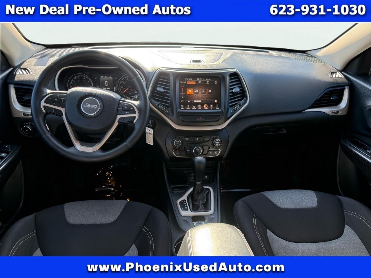 Jeep Cherokee Latitude FWD 2014