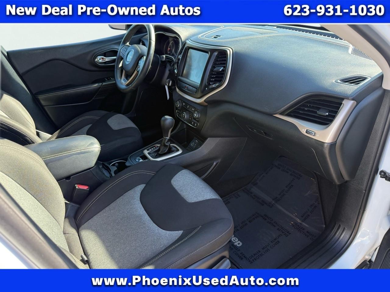 Jeep Cherokee Latitude FWD 2014