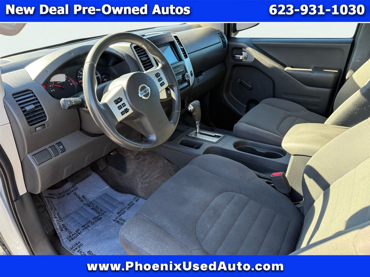 Nissan Frontier 2WD Crew Cab SWB Auto LE 2015