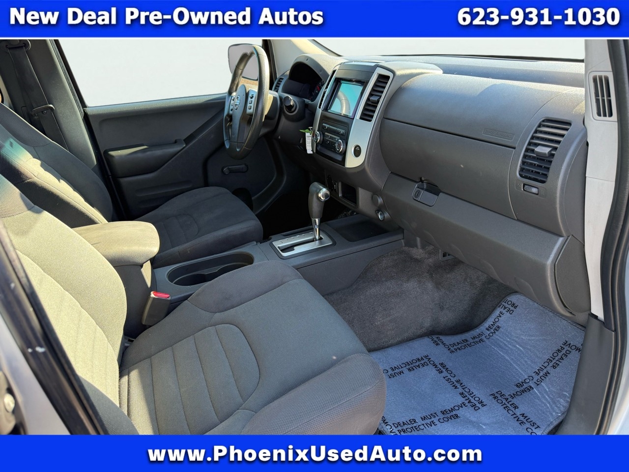 Nissan Frontier 2WD Crew Cab SWB Auto LE 2015
