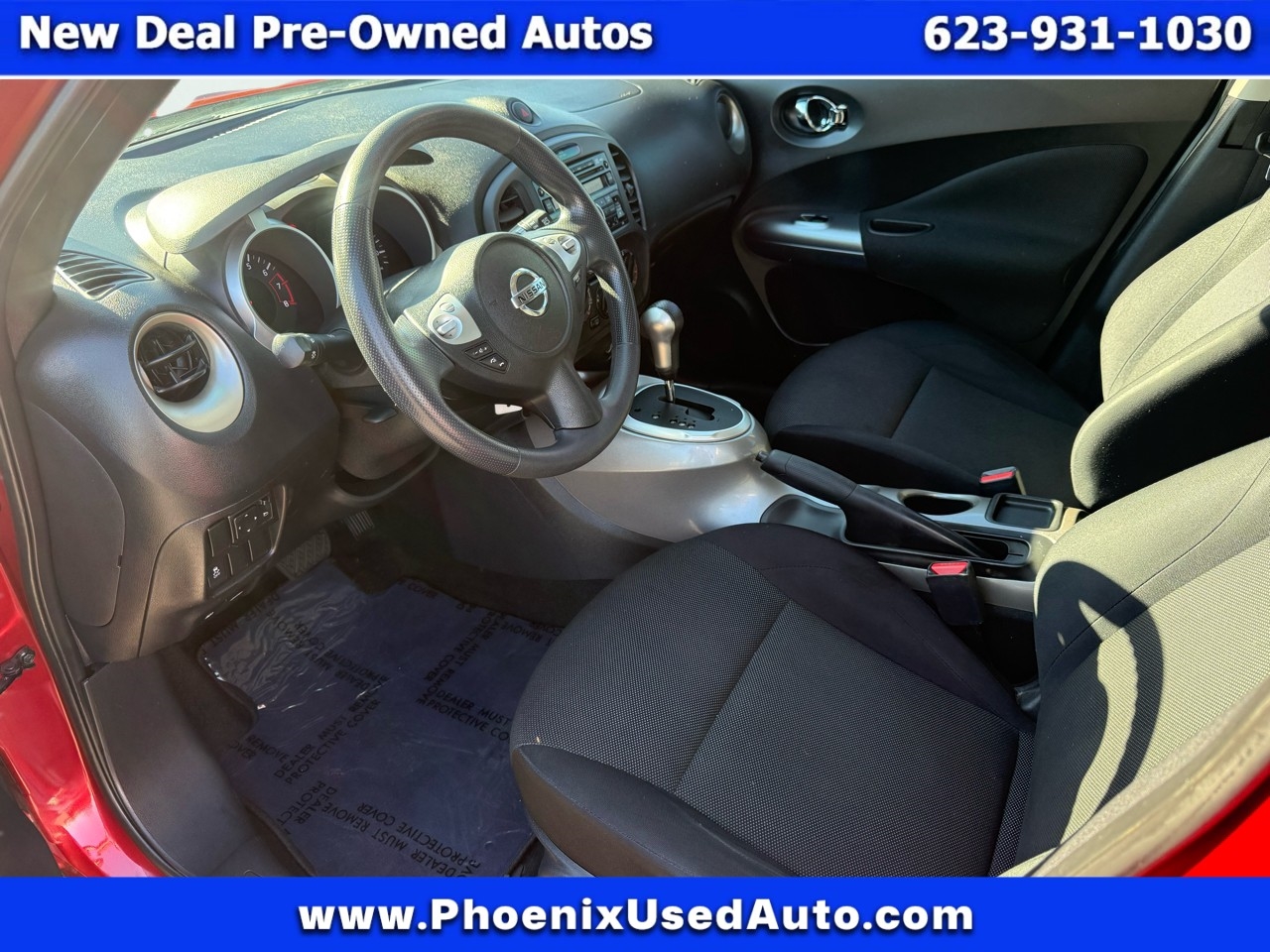 Nissan Juke S FWD 2011