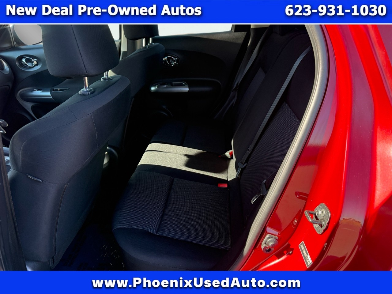 Nissan Juke S FWD 2011