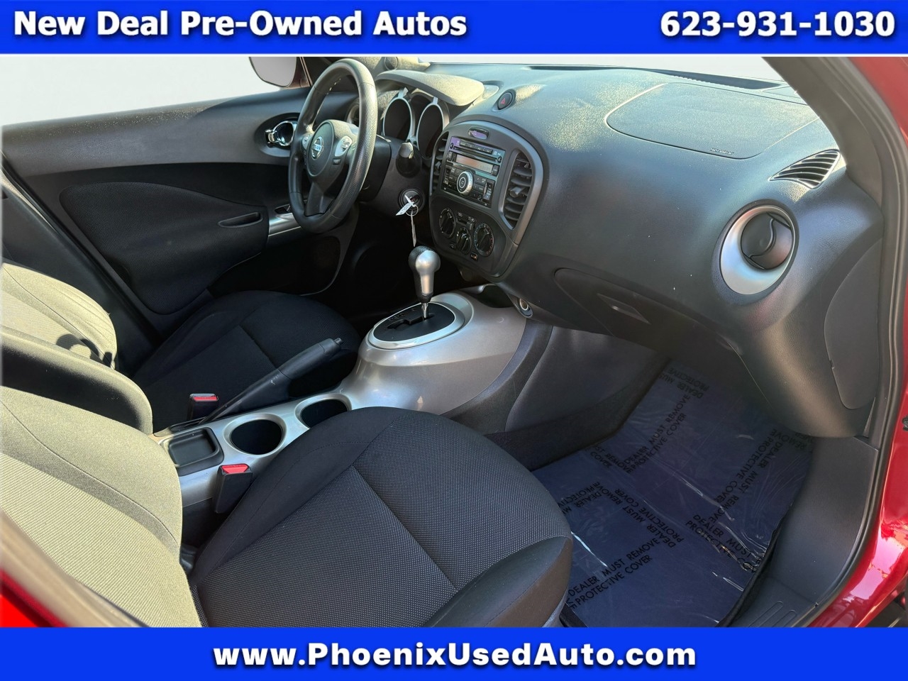 Nissan Juke S FWD 2011