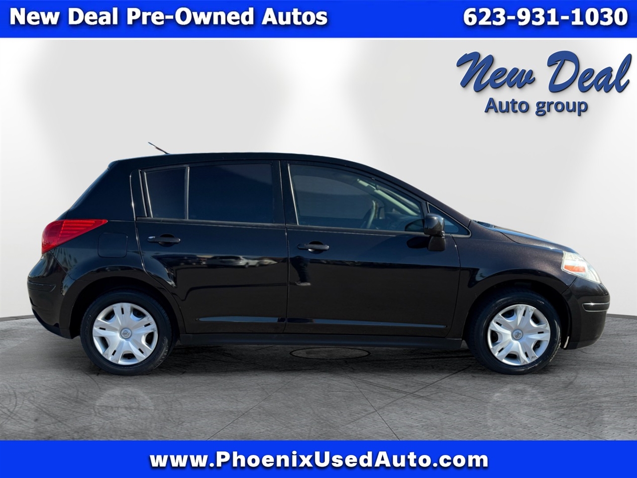 Nissan Versa 1.8 S Hatchback 2010