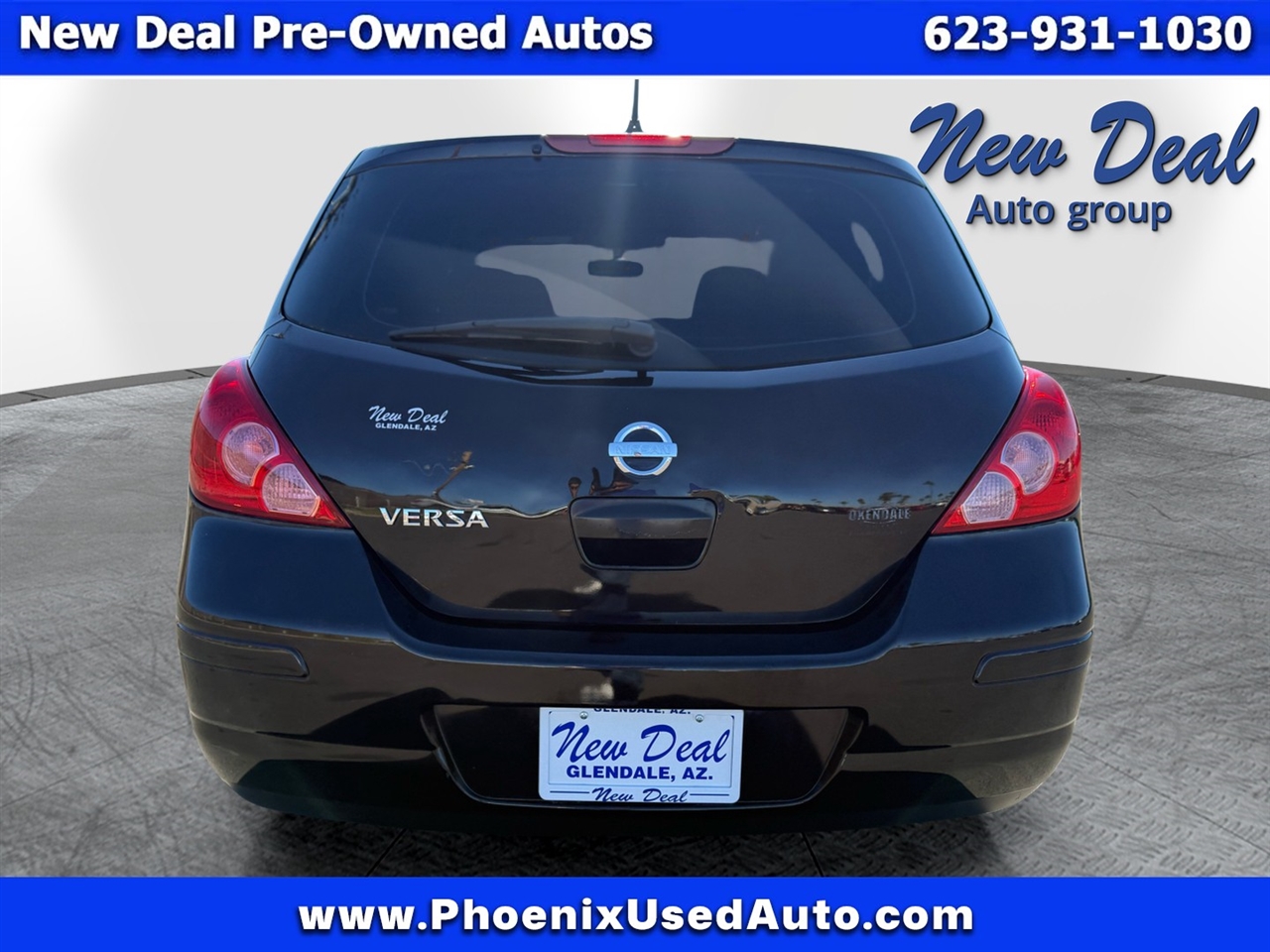 Nissan Versa 1.8 S Hatchback 2010