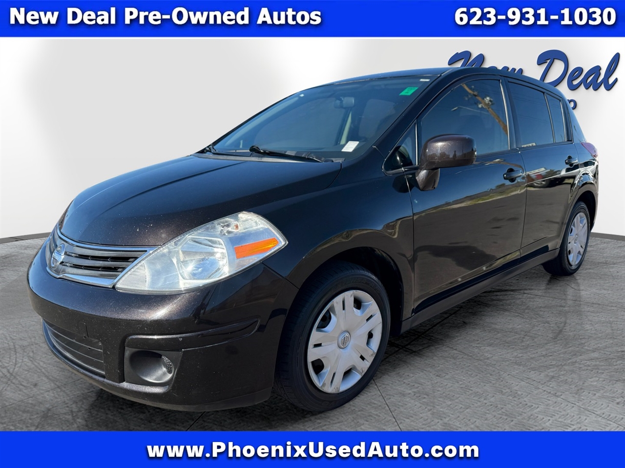 Nissan Versa 1.8 S Hatchback 2010
