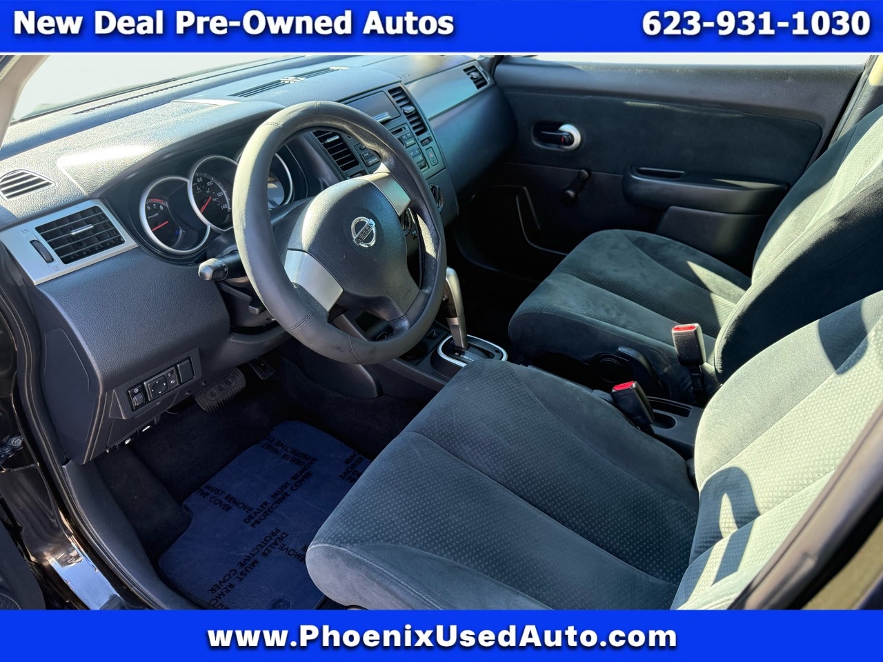 Nissan Versa 1.8 S Hatchback 2010