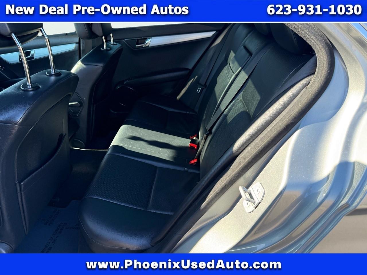 Mercedes-Benz C-Class C300 Luxury Sedan 2009
